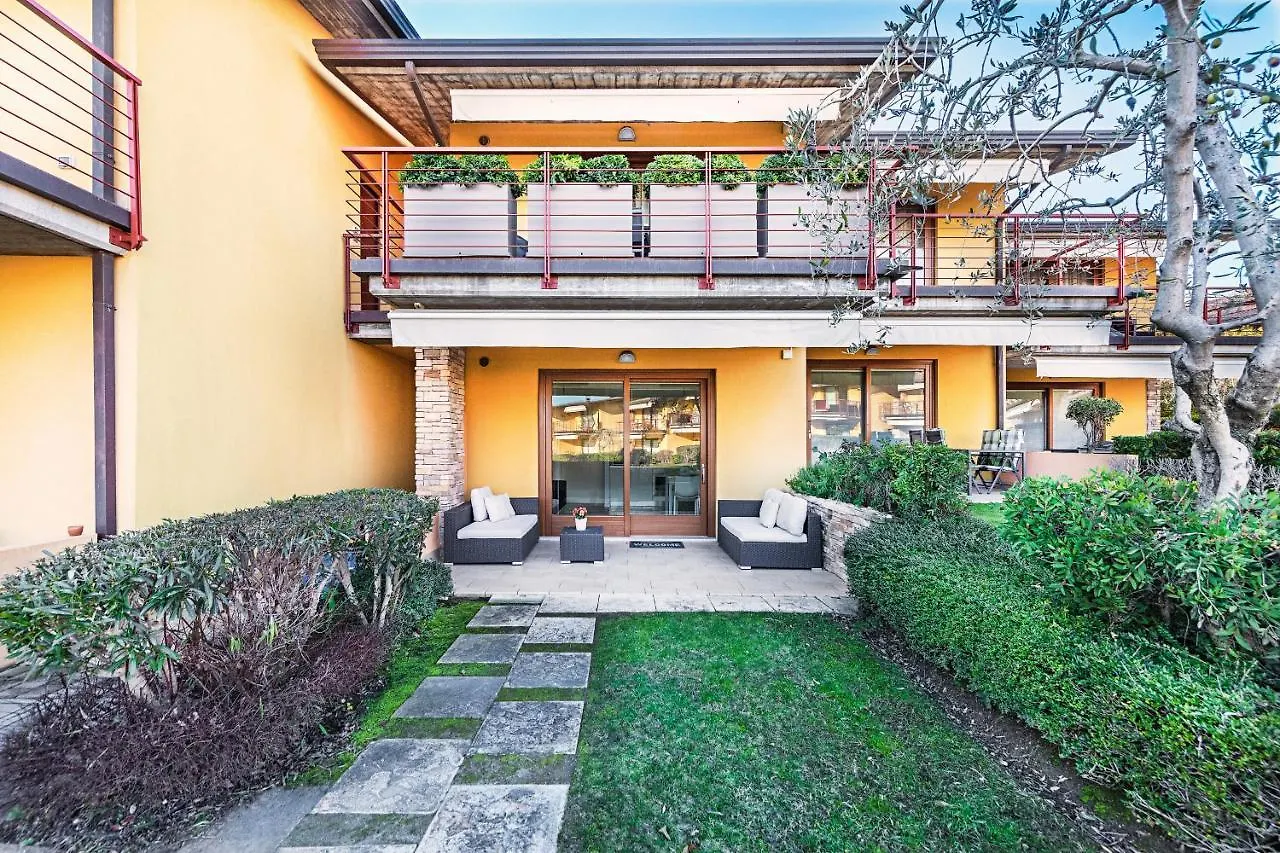 Oliveto Al Porto Apartments By Wonderful Italy Moniga del Garda